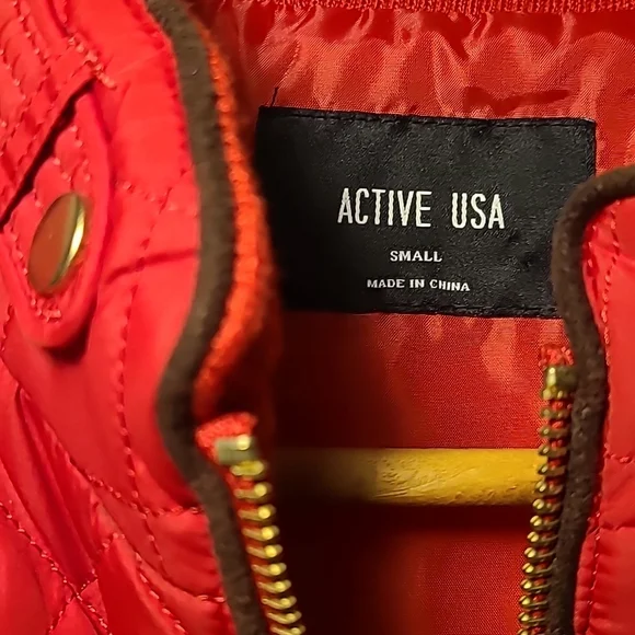 Vest - Picture 4 of 4